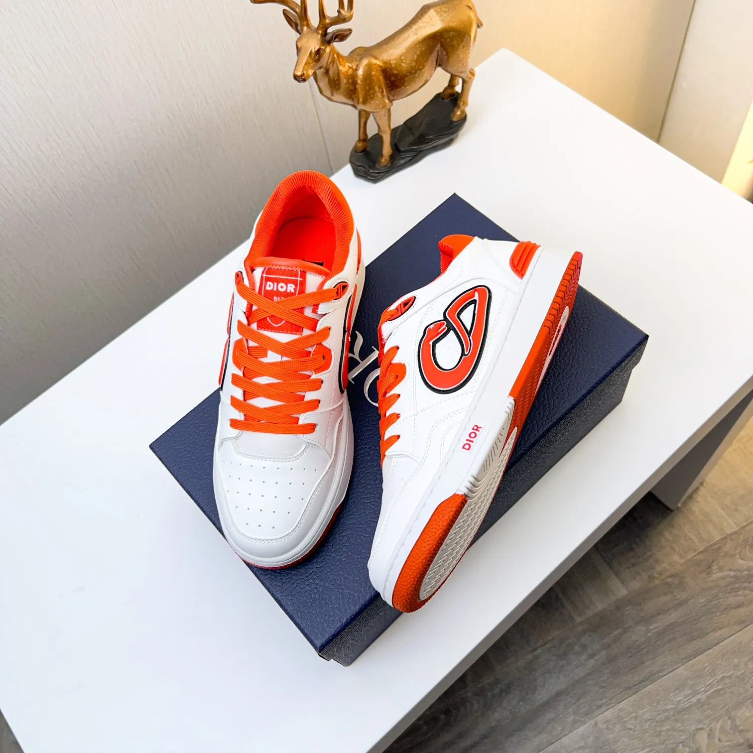Men's Men's Shoes 💰420 [New Style] 🦩🦩Dior - Low-top sneakers 2025 spring men's collection new arrivals [Celebrate][Celebrate][Celebrate], reinterpret the basketball shoe design and become a classic Dior item [strong][strong][strong], carefully crafted in black and cream white smooth cowhide, paired with beige suede, showing leather on the side The CD logo, tongue, sole and back side are decorated with various distinctive details to enhance the style[666][666], while eyelet details, topstitching and rubber panels highlight the dynamic charm of its athletic style[strong][strong][strong]. It has a two-color rubber sole, which can be matched with various clothing to create a refined look. Size: 38 to 44 (45 can be customized
